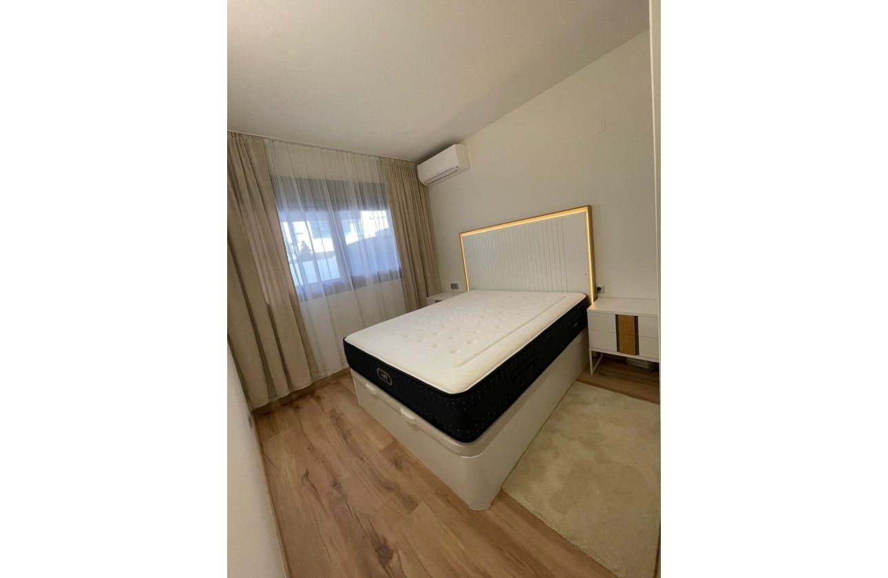 Herverkoop - Bungalow -
Torrevieja - Costa Blanca