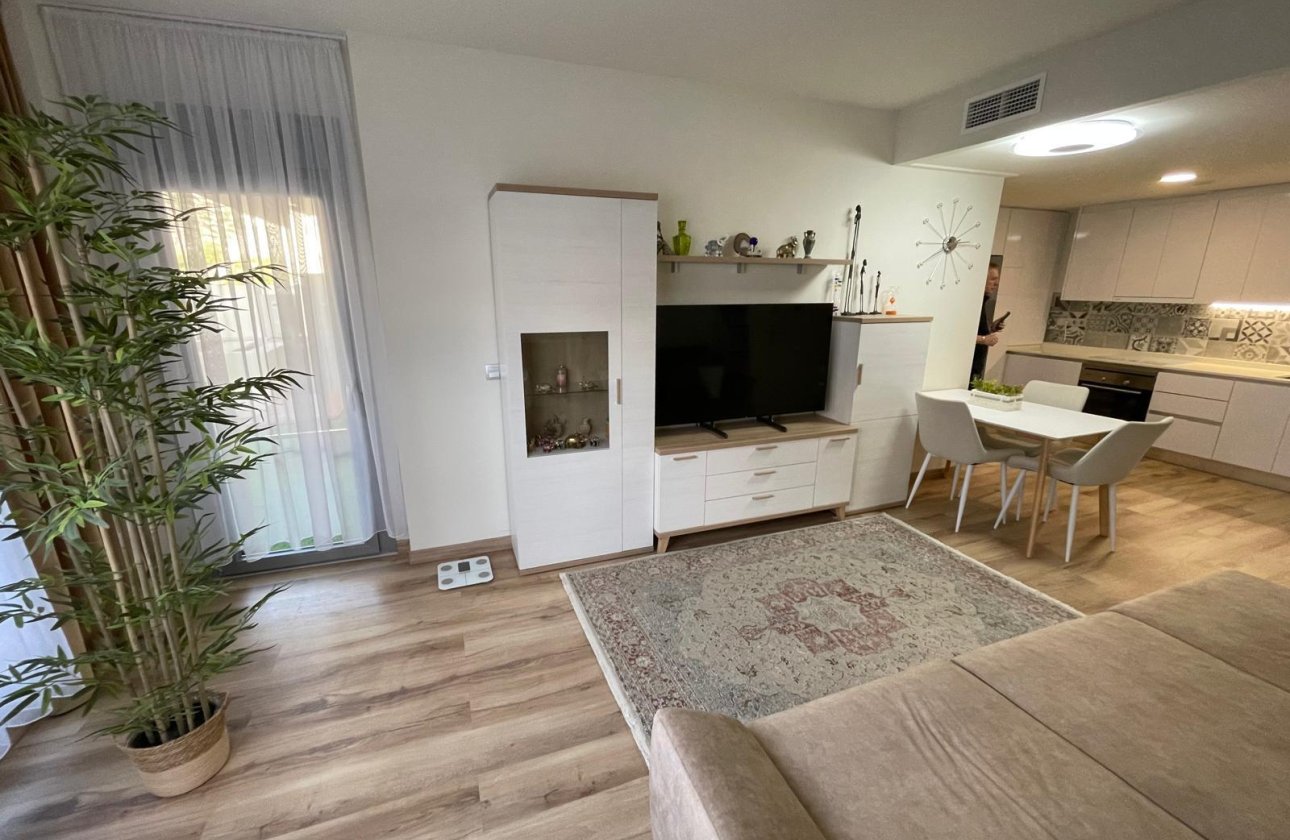 Herverkoop - Bungalow -
Torrevieja - Costa Blanca