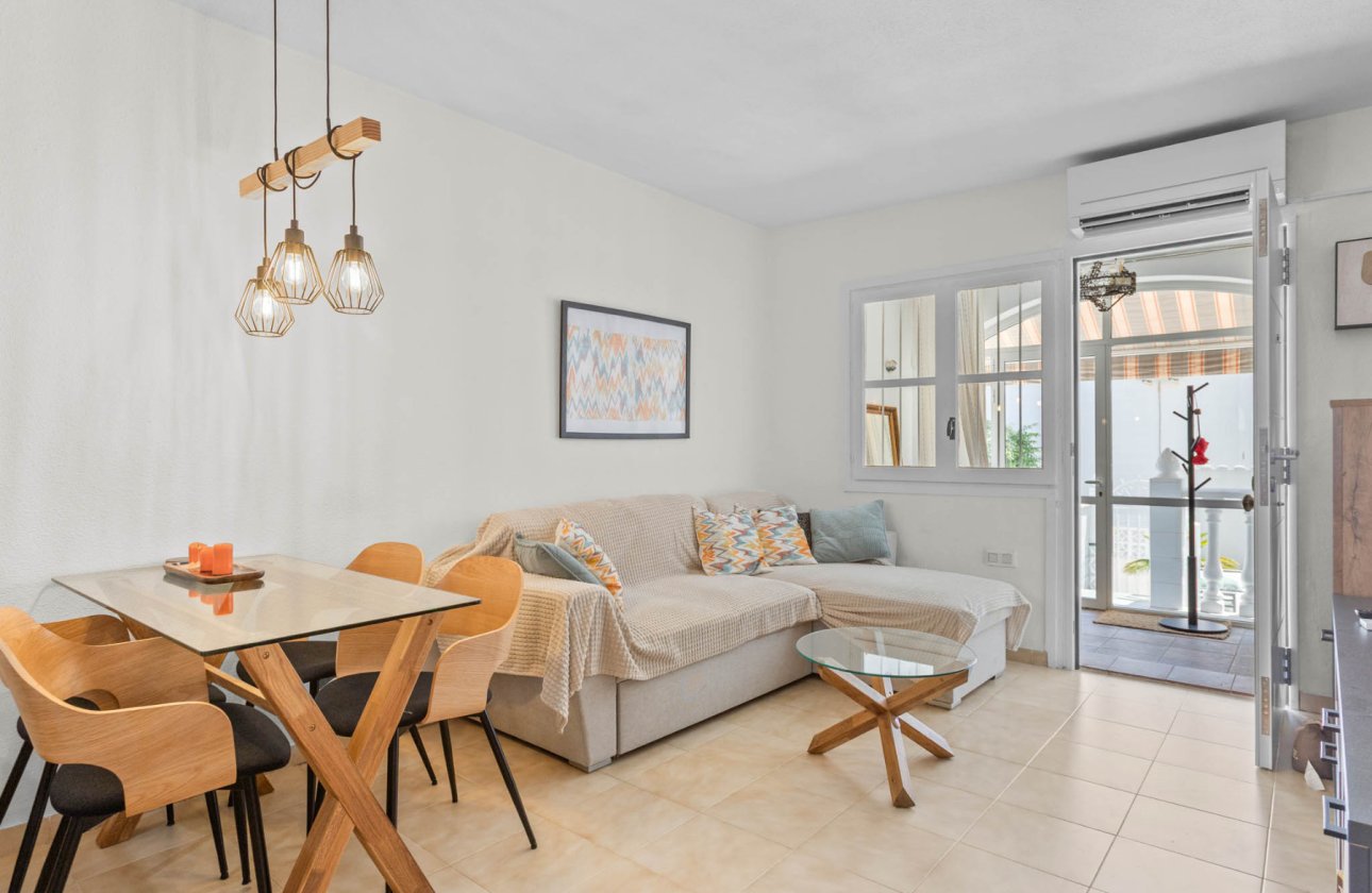 Herverkoop - Bungalow -
Torrevieja - Costa Blanca