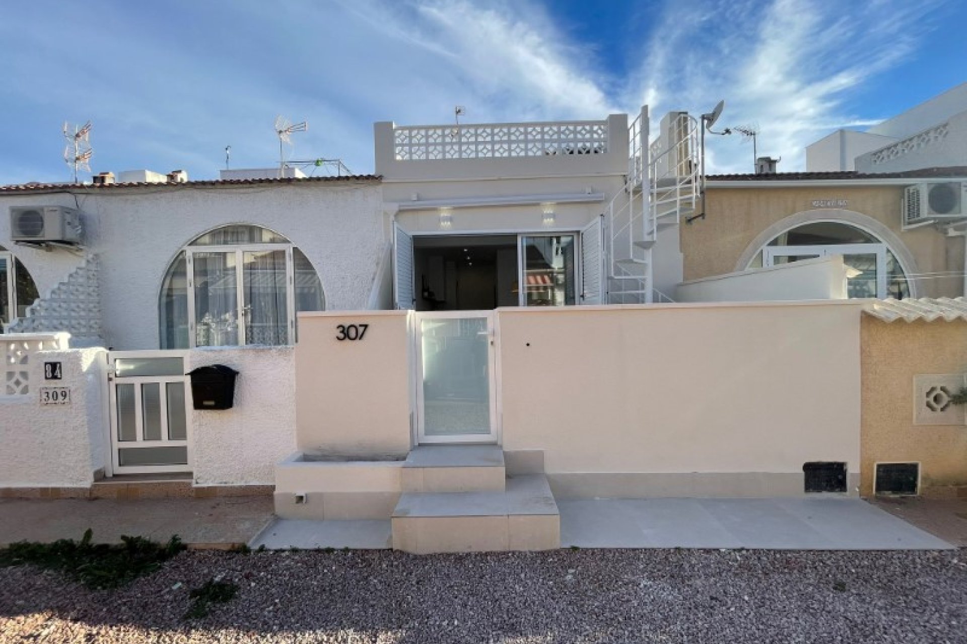 Herverkoop - Bungalow -
Torrevieja - Costa Blanca