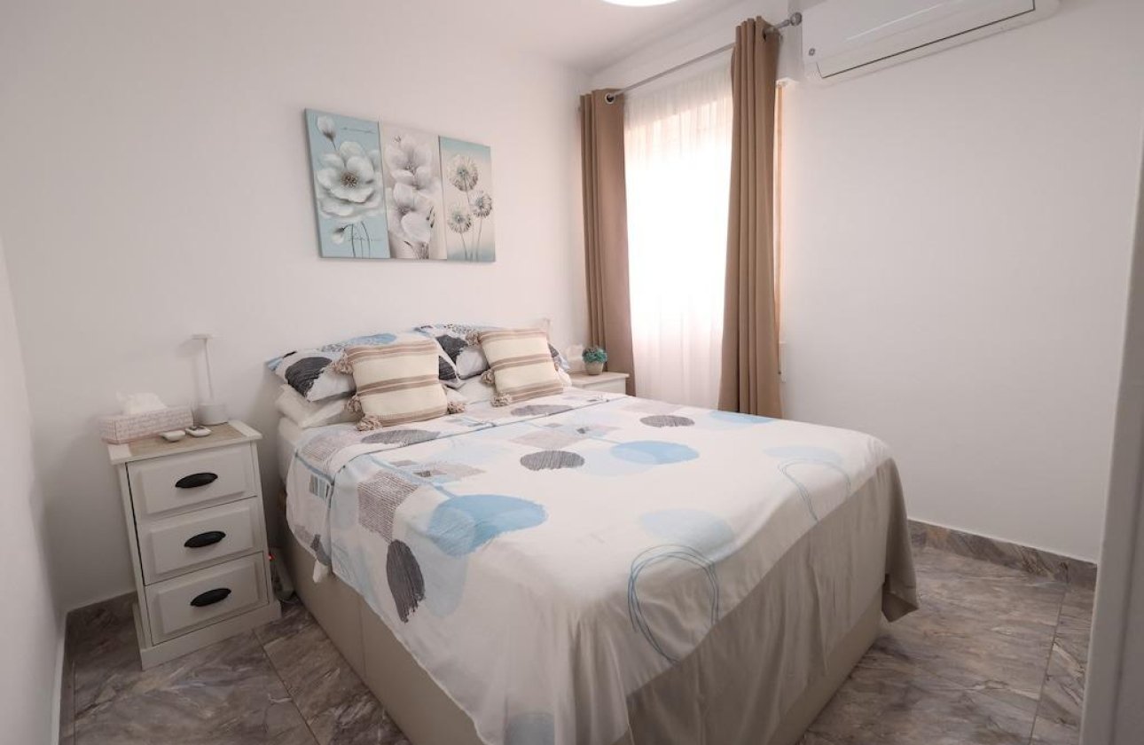Herverkoop - Bungalow -
Torrevieja - Costa Blanca