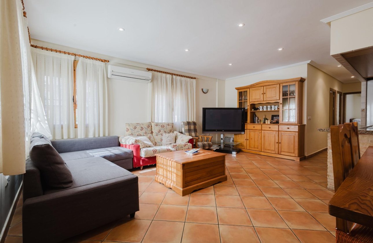 Herverkoop - Bungalow -
Torrevieja - Costa Blanca