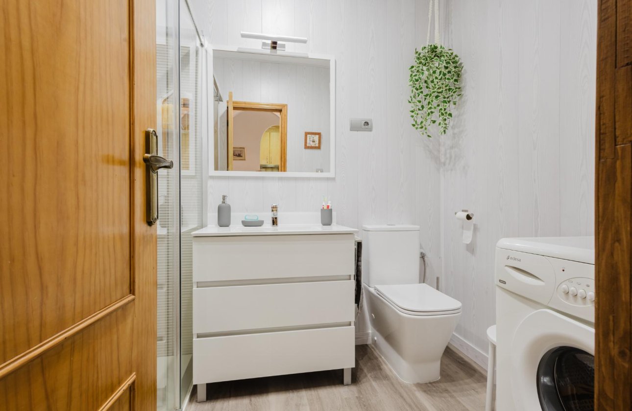 Herverkoop - Bungalow -
Torrevieja - Costa Blanca