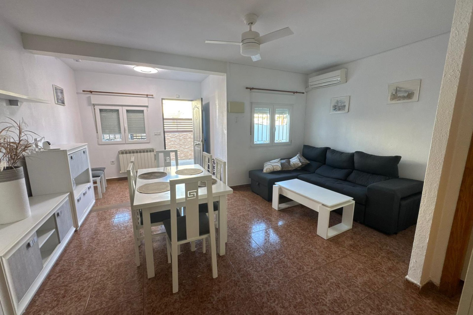 Herverkoop - Bungalow -
Torrevieja - Costa Blanca