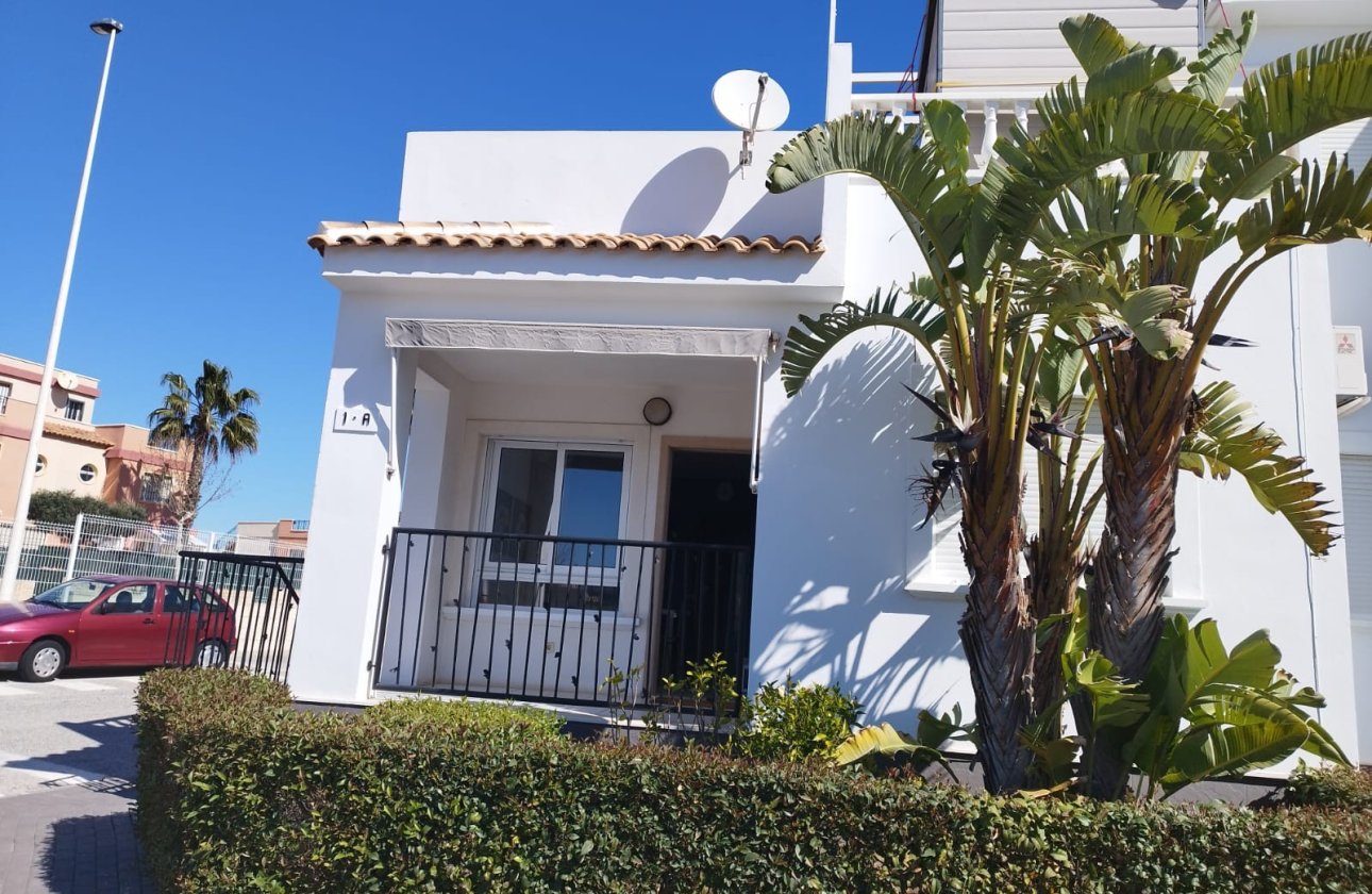 Herverkoop - Bungalow -
Torrevieja - Costa Blanca