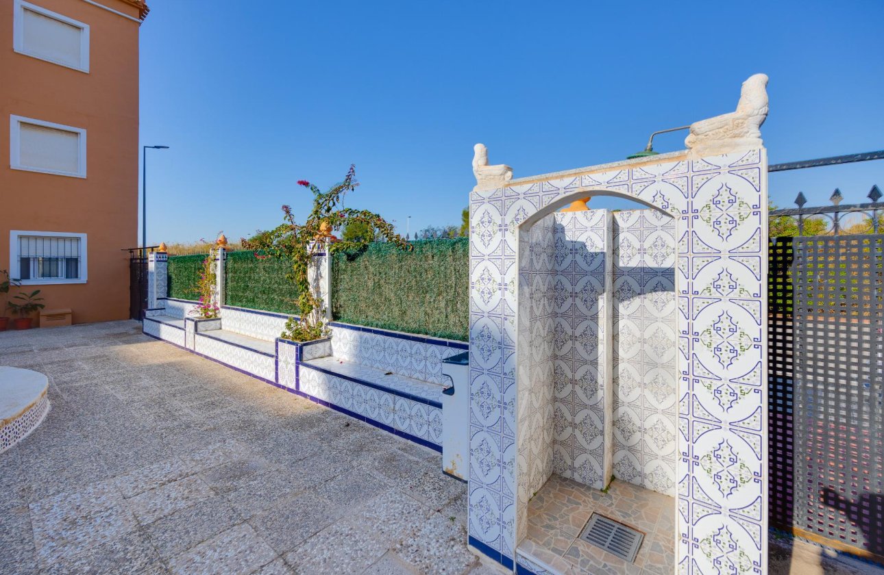 Herverkoop - Bungalow -
Torrevieja - Costa Blanca