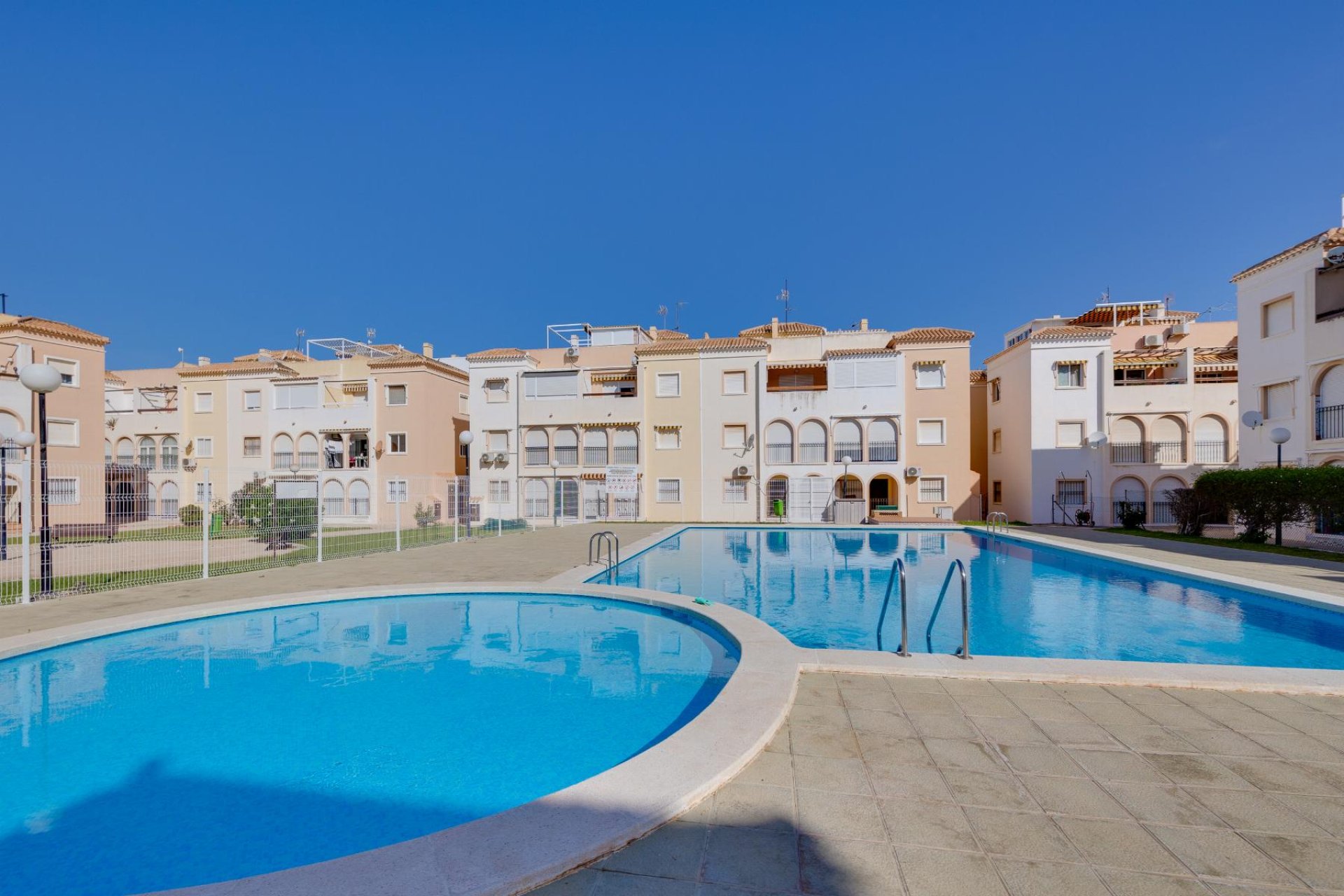 Herverkoop - Bungalow -
Torrevieja - Costa Blanca