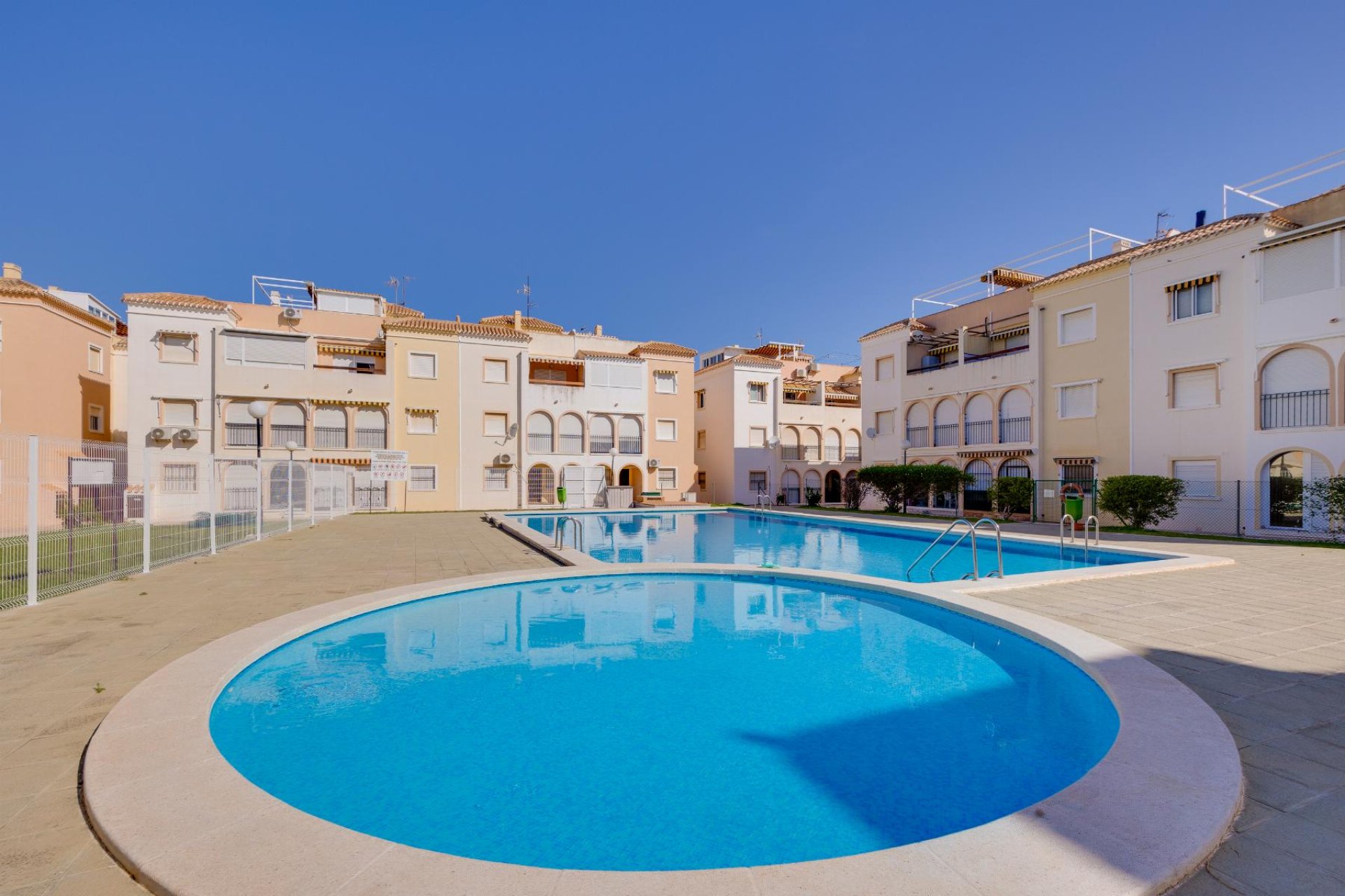 Herverkoop - Bungalow -
Torrevieja - Costa Blanca