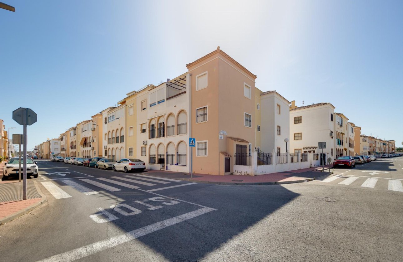 Herverkoop - Bungalow -
Torrevieja - Costa Blanca