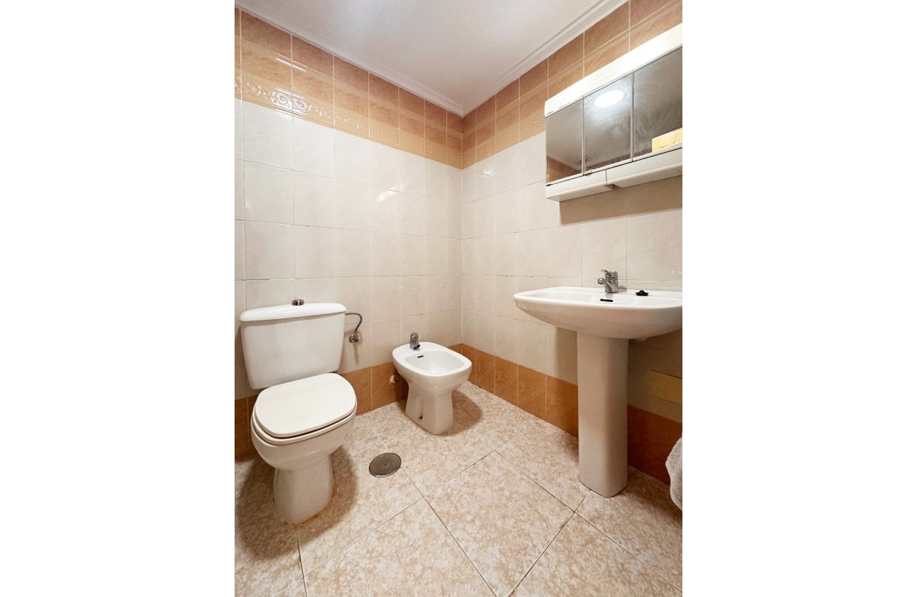 Herverkoop - Bungalow -
Torrevieja - Costa Blanca