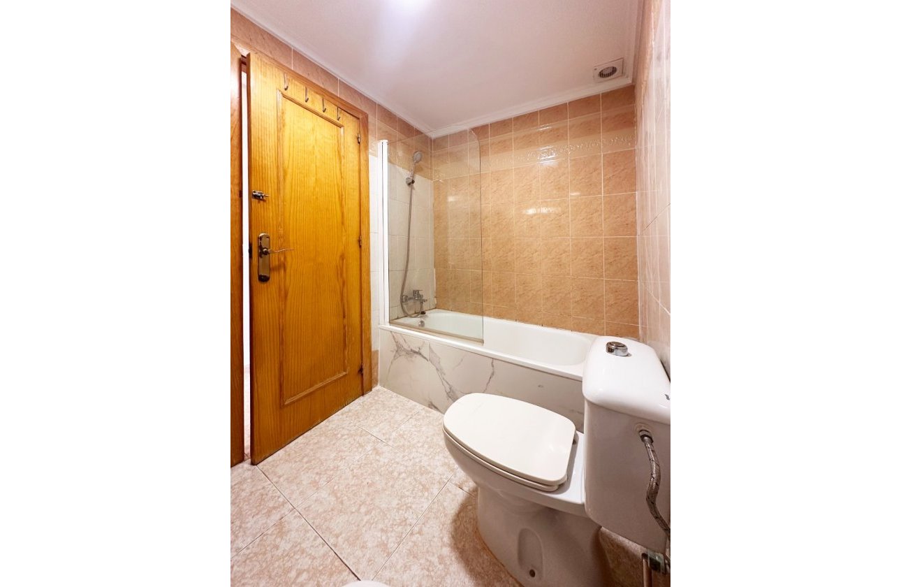 Herverkoop - Bungalow -
Torrevieja - Costa Blanca