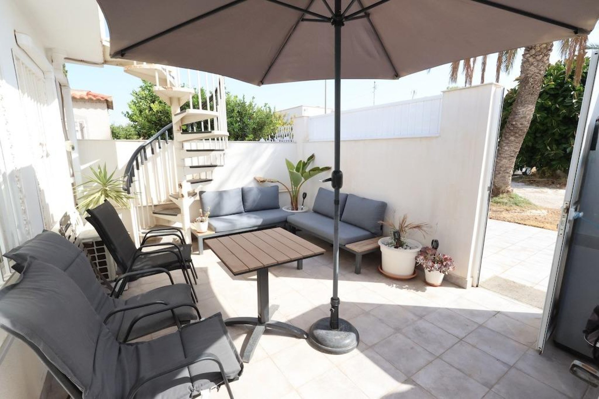 Herverkoop - Bungalow -
Torrevieja - Costa Blanca