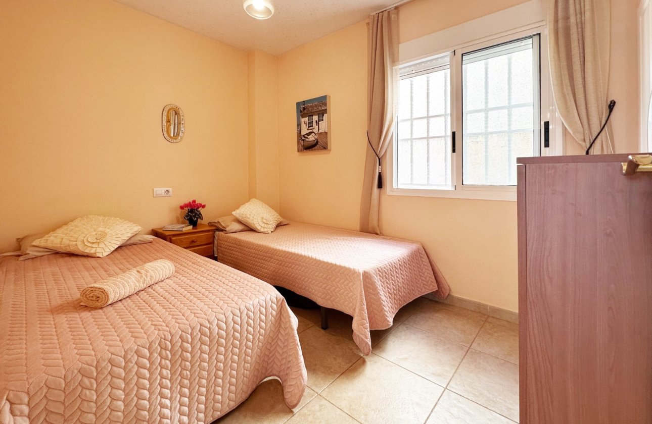 Herverkoop - Bungalow -
Torrevieja - Costa Blanca