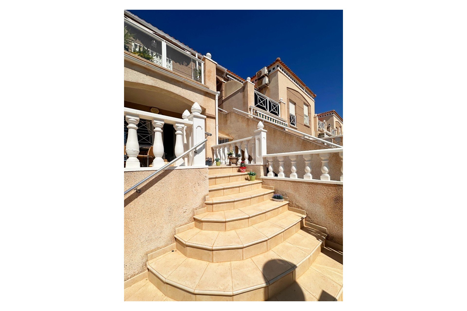 Herverkoop - Bungalow -
Torrevieja - Costa Blanca