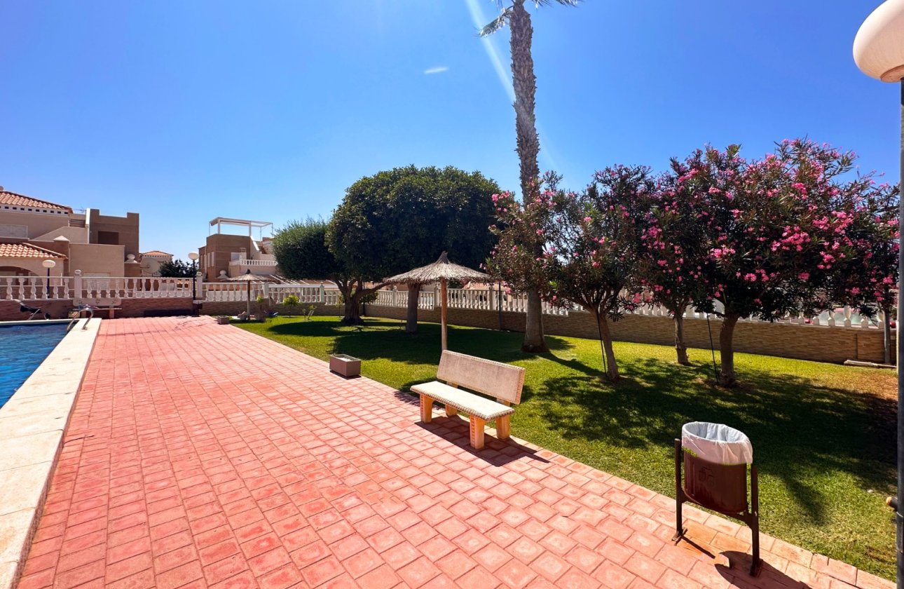 Herverkoop - Bungalow -
Torrevieja - Costa Blanca