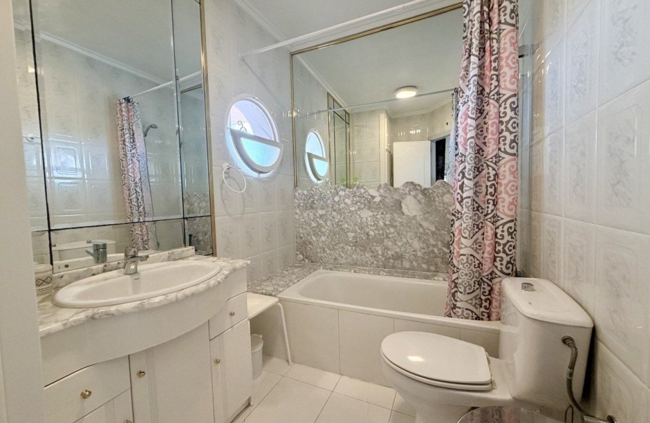 Herverkoop - Bungalow -
Torrevieja - Costa Blanca
