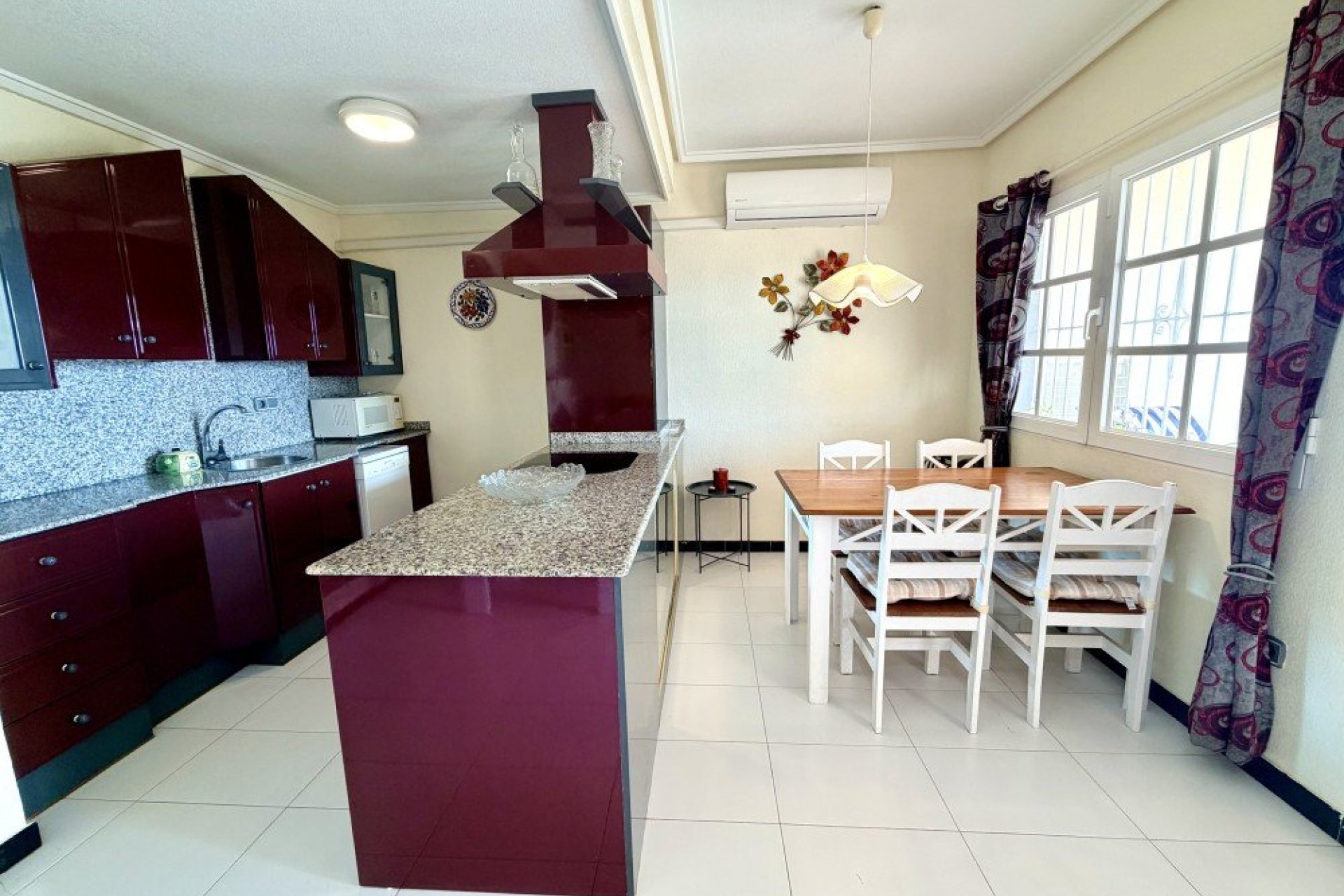 Herverkoop - Bungalow -
Torrevieja - Costa Blanca
