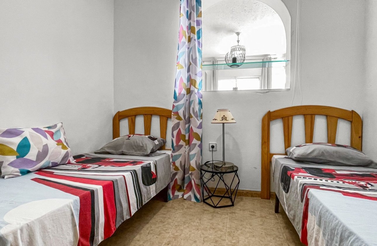 Herverkoop - Bungalow -
Torrevieja - Costa Blanca