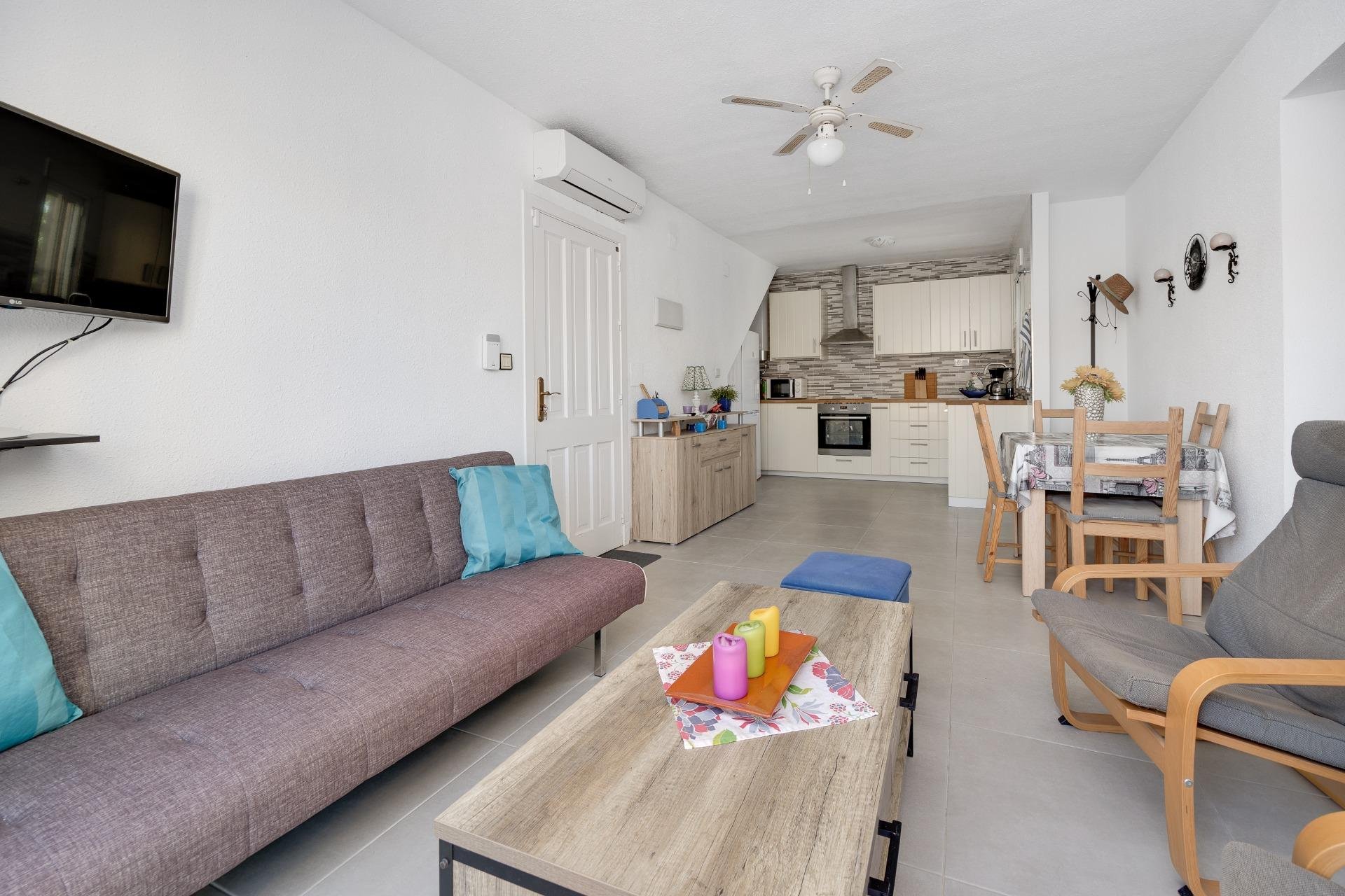 Herverkoop - Bungalow -
Torrevieja - El Chaparral