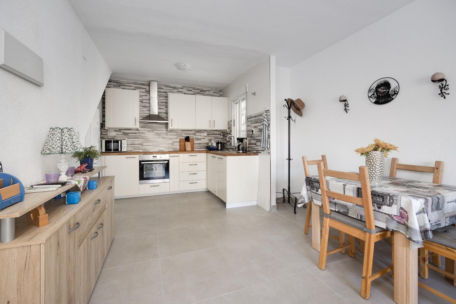 Herverkoop - Bungalow -
Torrevieja - El Chaparral