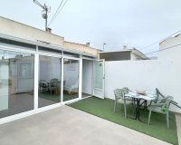 Herverkoop - Bungalow -
Torrevieja - El Limonar
