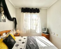 Herverkoop - Bungalow -
Torrevieja - El Limonar