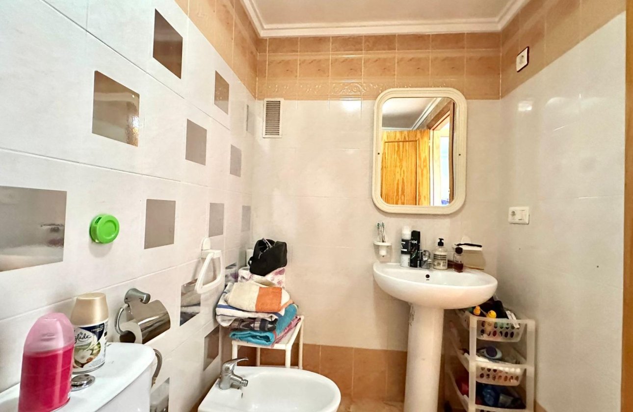 Herverkoop - Bungalow -
Torrevieja - El Limonar