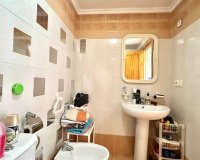 Herverkoop - Bungalow -
Torrevieja - El Limonar