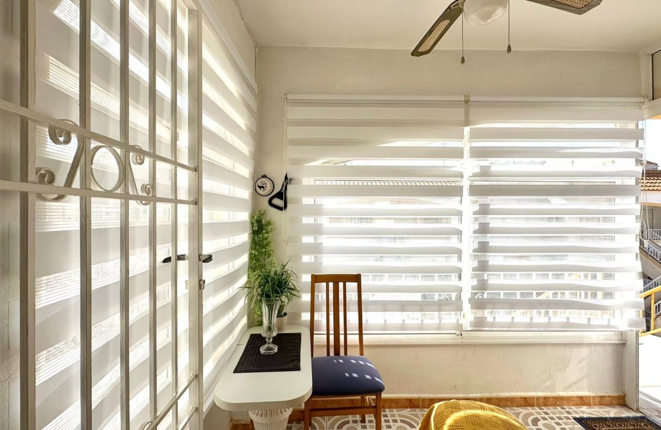 Herverkoop - Bungalow -
Torrevieja - El Limonar