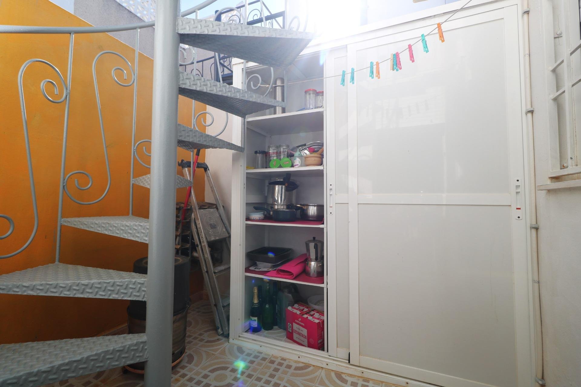 Herverkoop - Bungalow -
Torrevieja - El Limonar