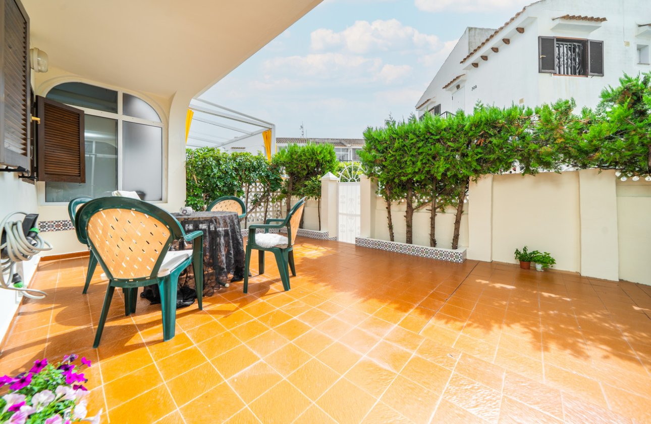 Herverkoop - Bungalow -
Torrevieja - La Mata