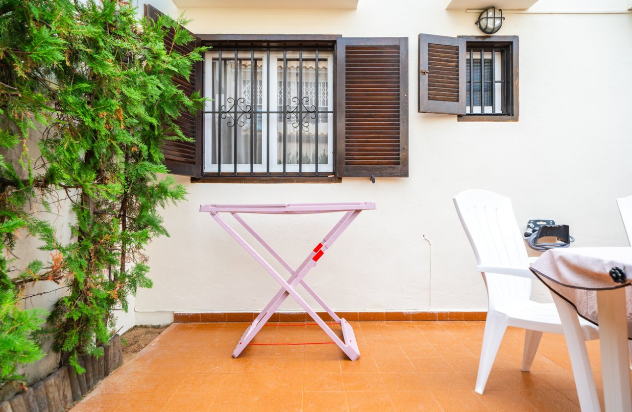 Herverkoop - Bungalow -
Torrevieja - La Mata