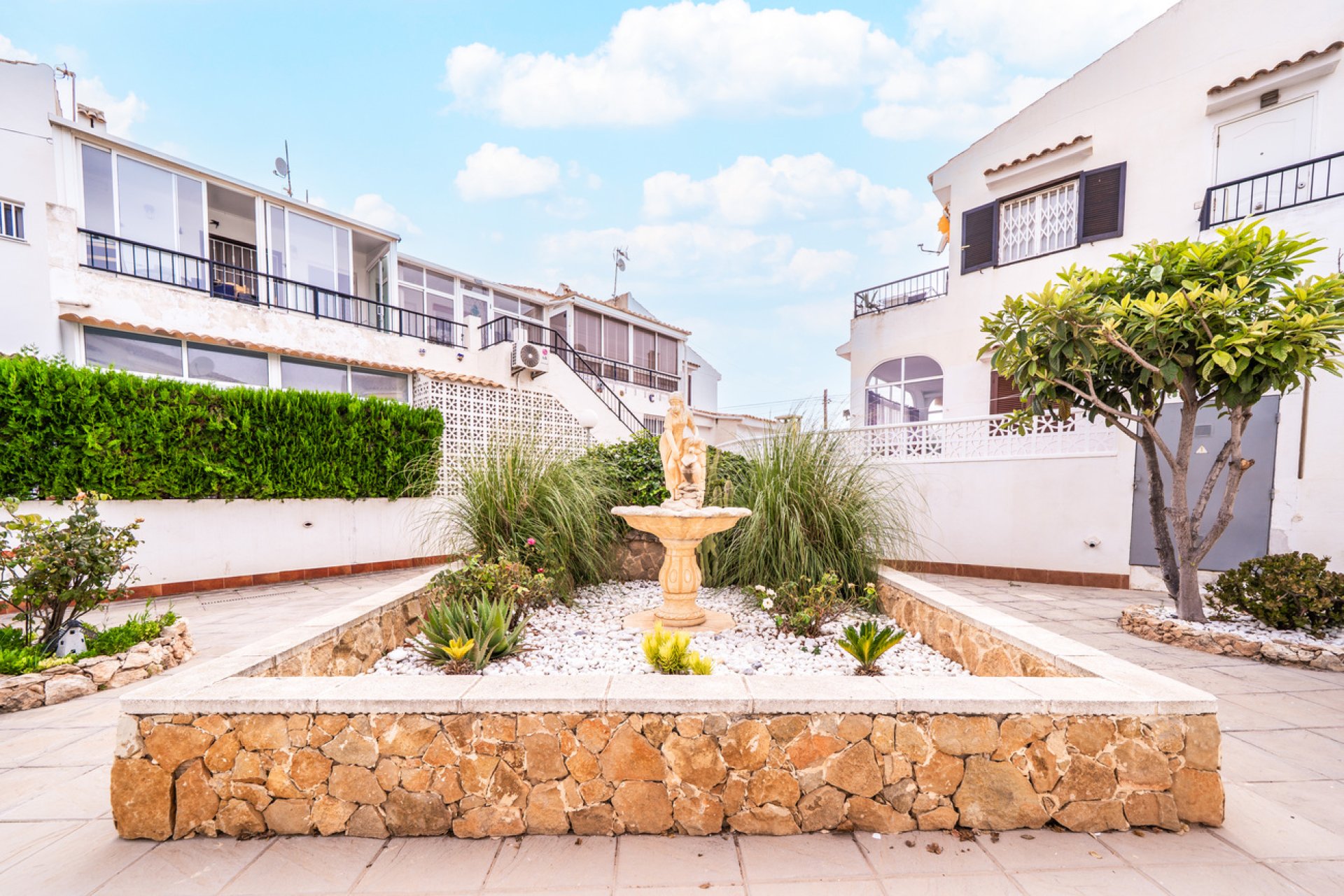 Herverkoop - Bungalow -
Torrevieja - La Mata