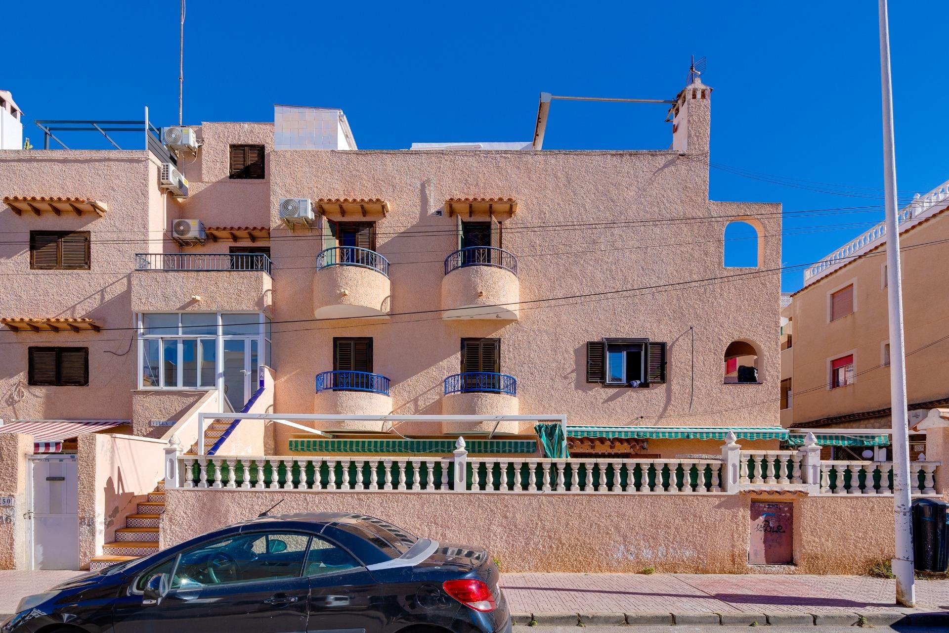 Herverkoop - Bungalow -
Torrevieja - La Mata