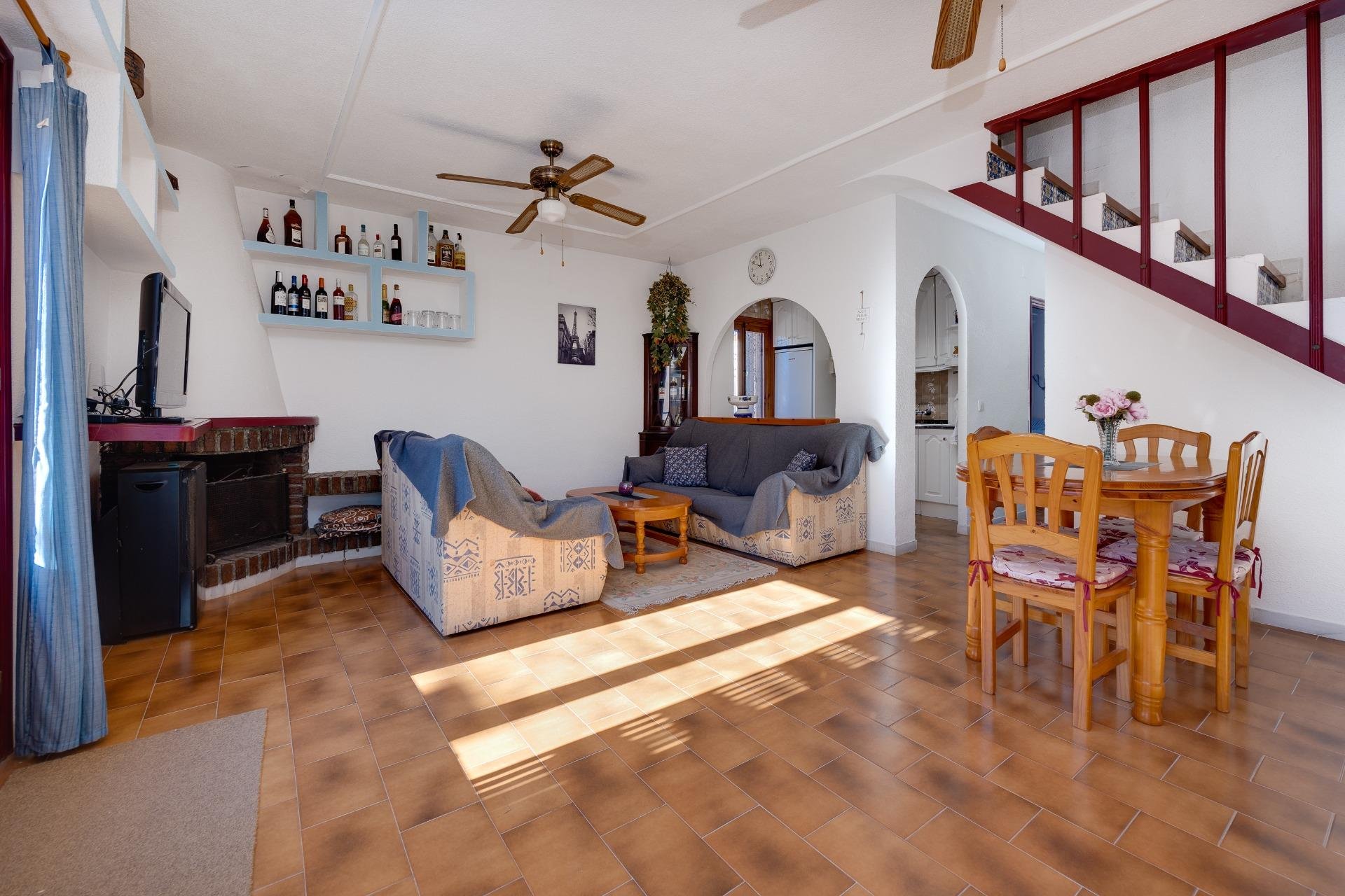 Herverkoop - Bungalow -
Torrevieja - La Mata