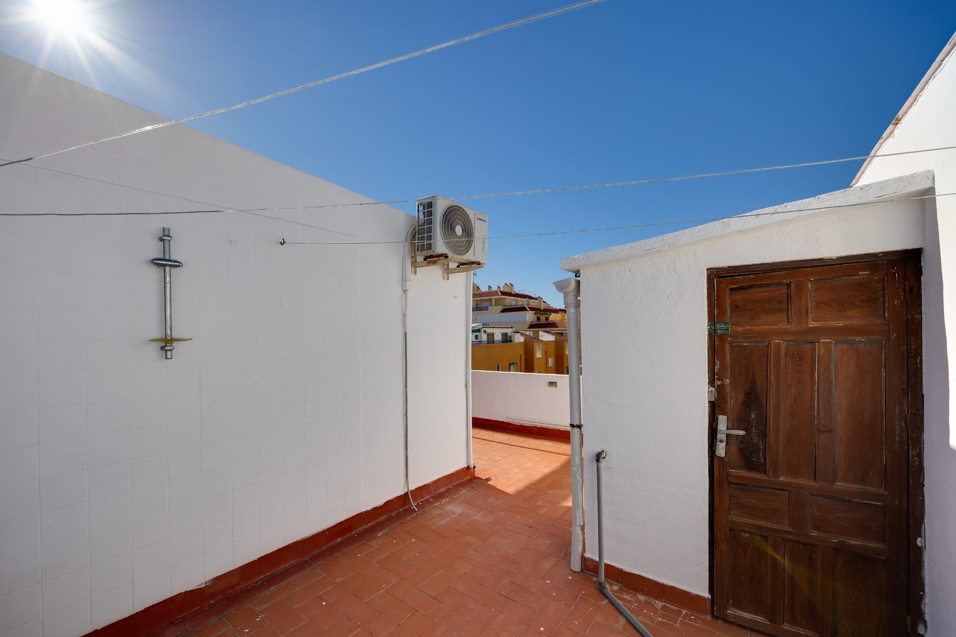Herverkoop - Bungalow -
Torrevieja - La Mata