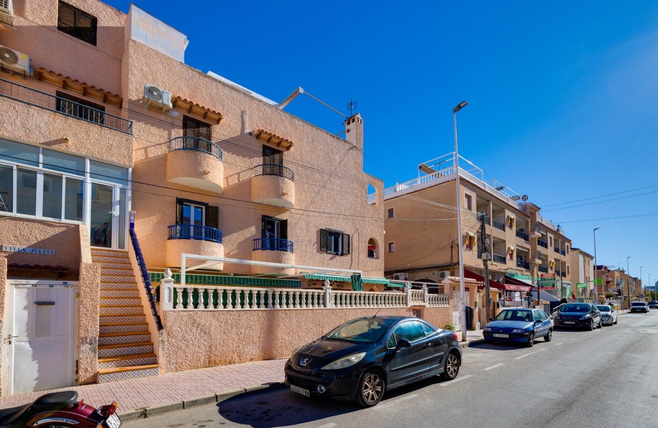 Herverkoop - Bungalow -
Torrevieja - La Mata