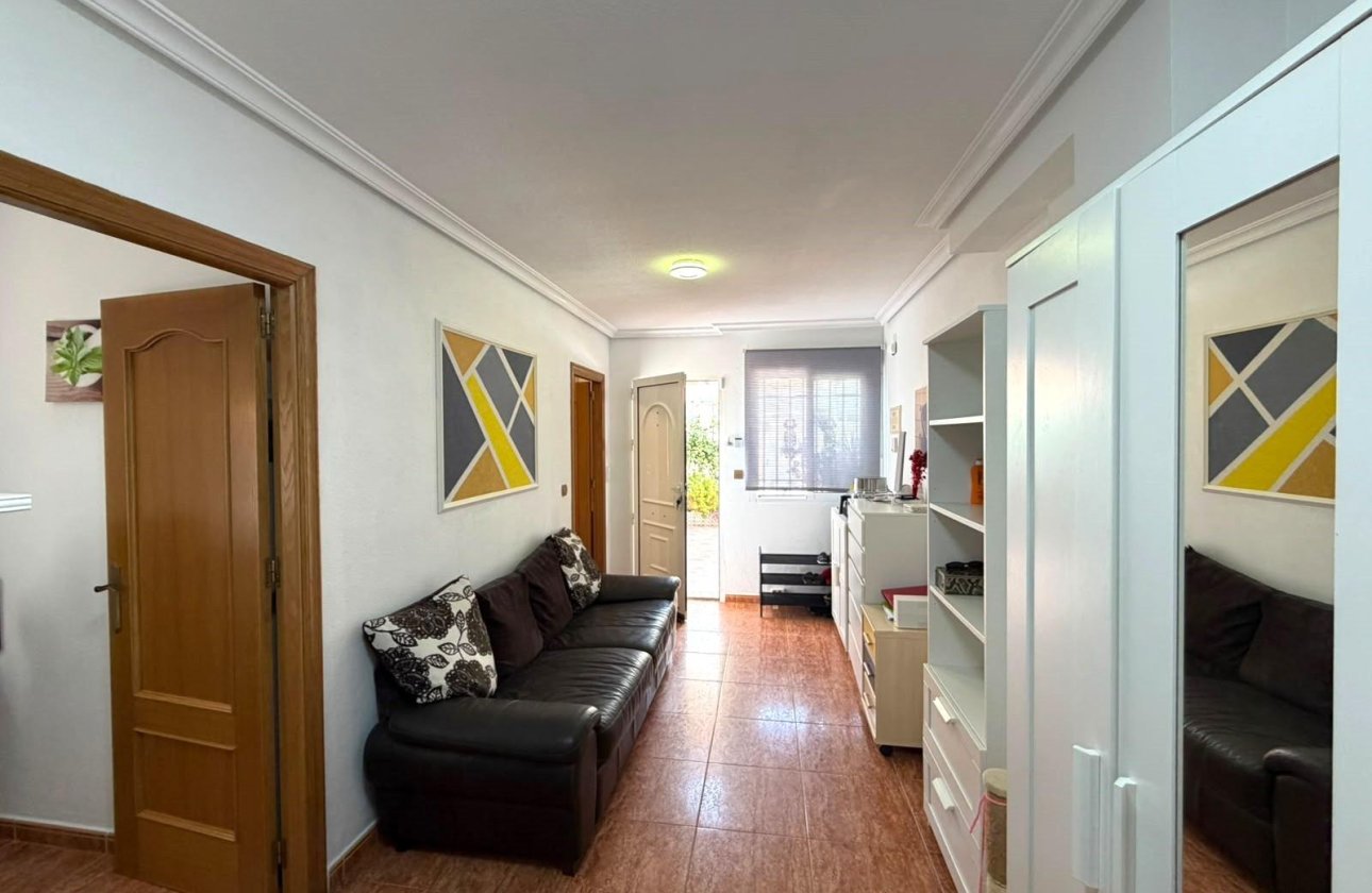 Herverkoop - Bungalow -
Torrevieja - La Mata