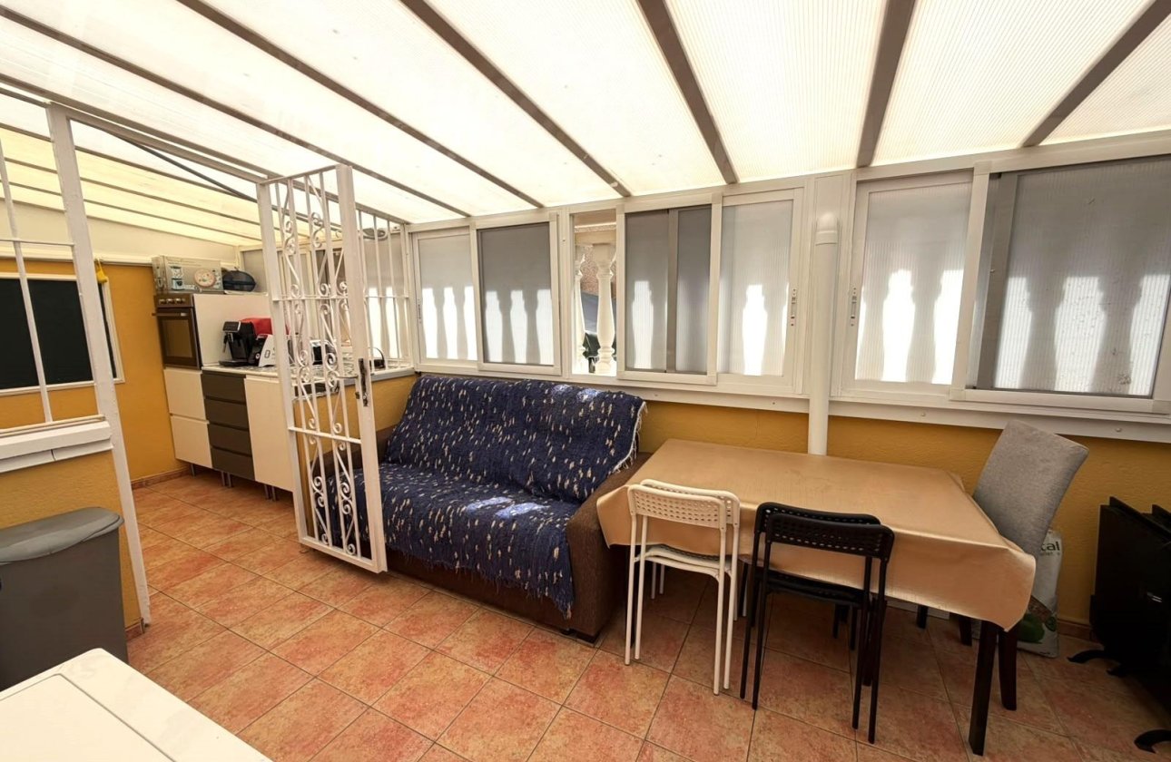 Herverkoop - Bungalow -
Torrevieja - La Mata