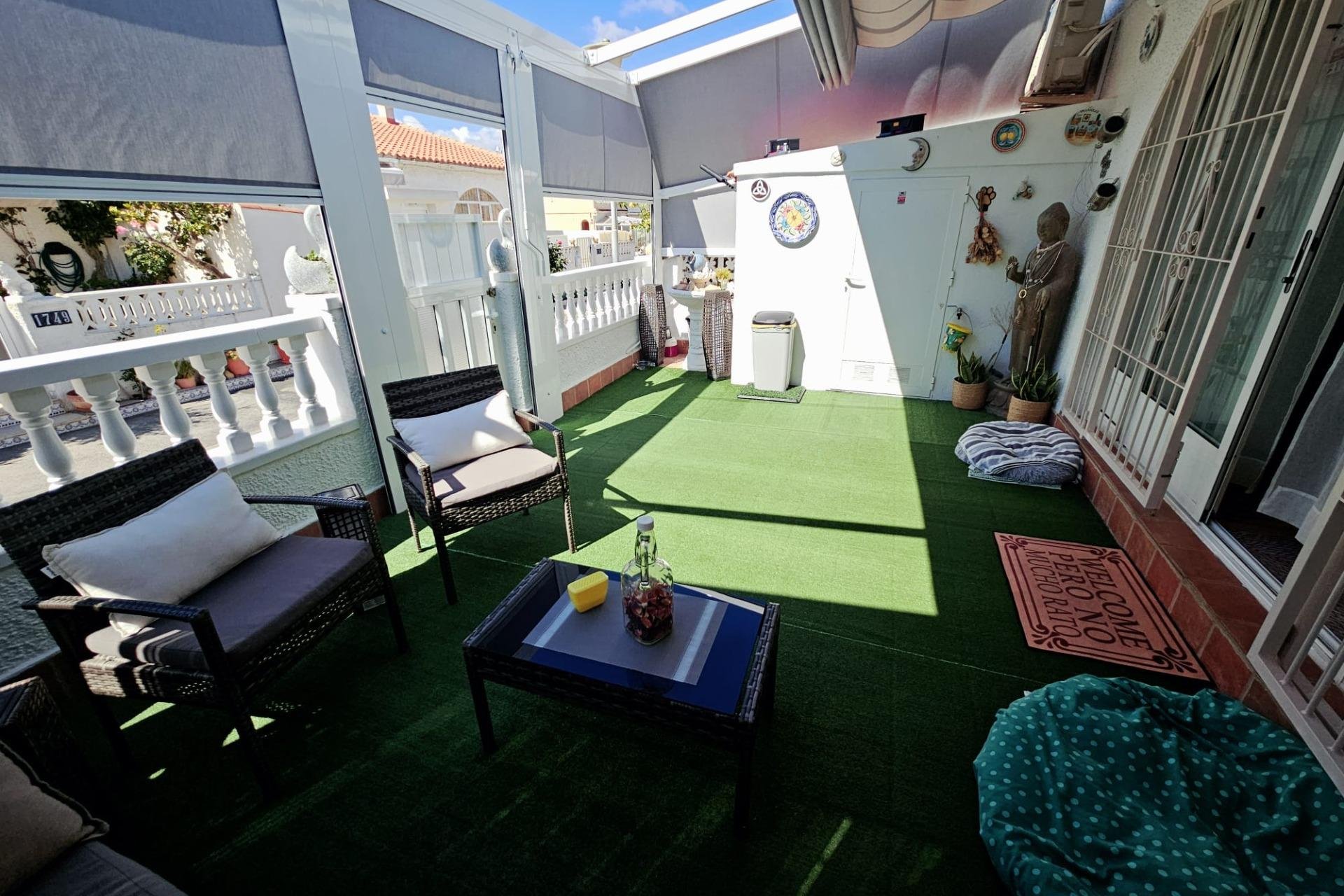 Herverkoop - Bungalow -
Torrevieja - La Siesta - El Salado - Torreta