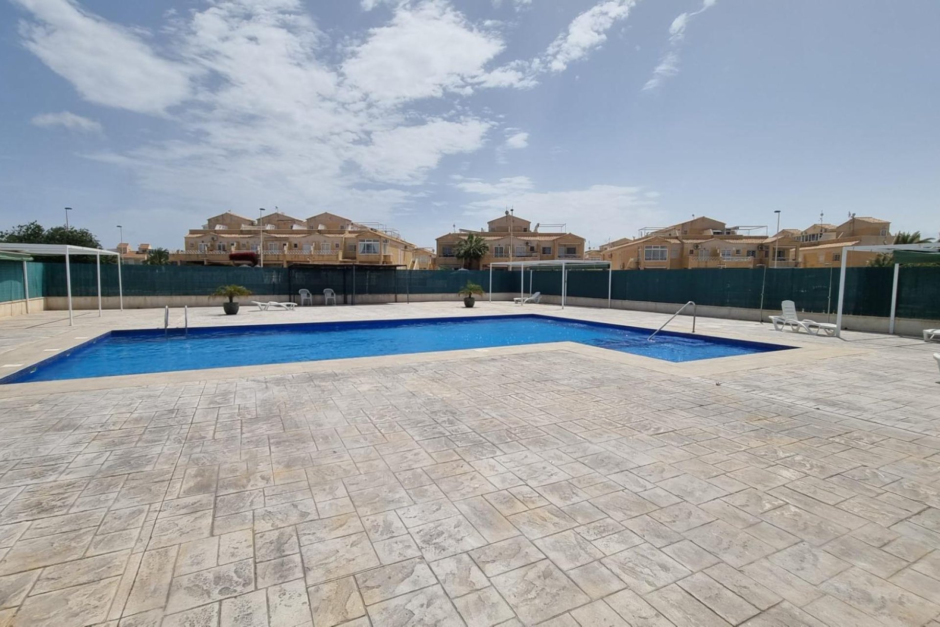 Herverkoop - Bungalow -
Torrevieja - La Siesta - El Salado - Torreta