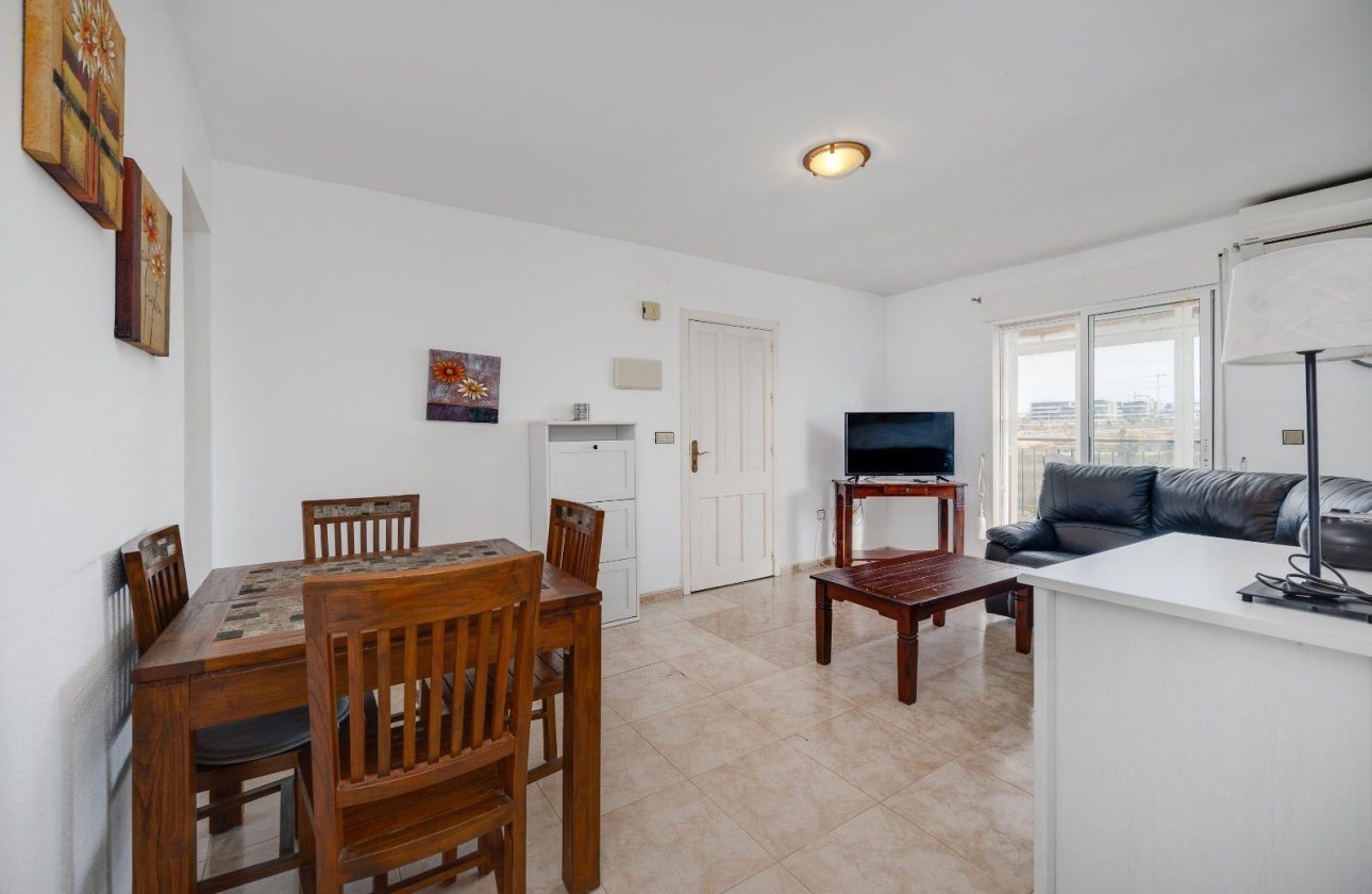 Herverkoop - Bungalow -
Torrevieja - La Siesta - El Salado - Torreta