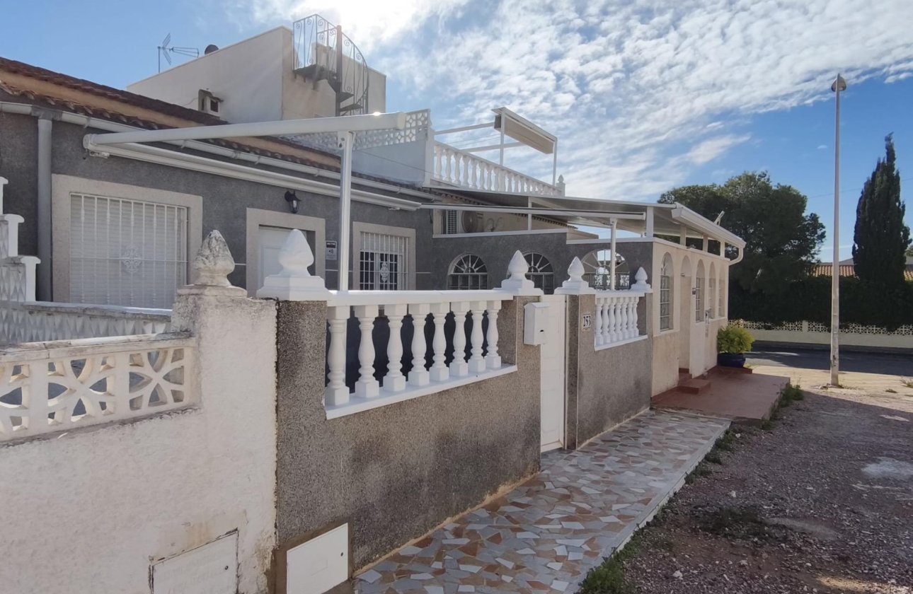 Herverkoop - Bungalow -
Torrevieja - La Siesta - El Salado - Torreta