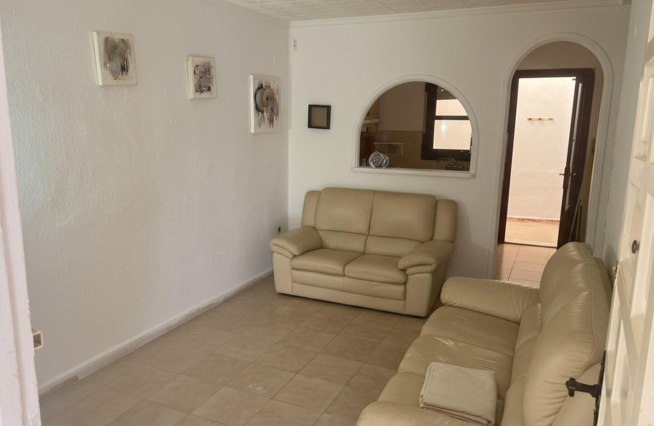 Herverkoop - Bungalow -
Torrevieja - La Siesta - El Salado - Torreta
