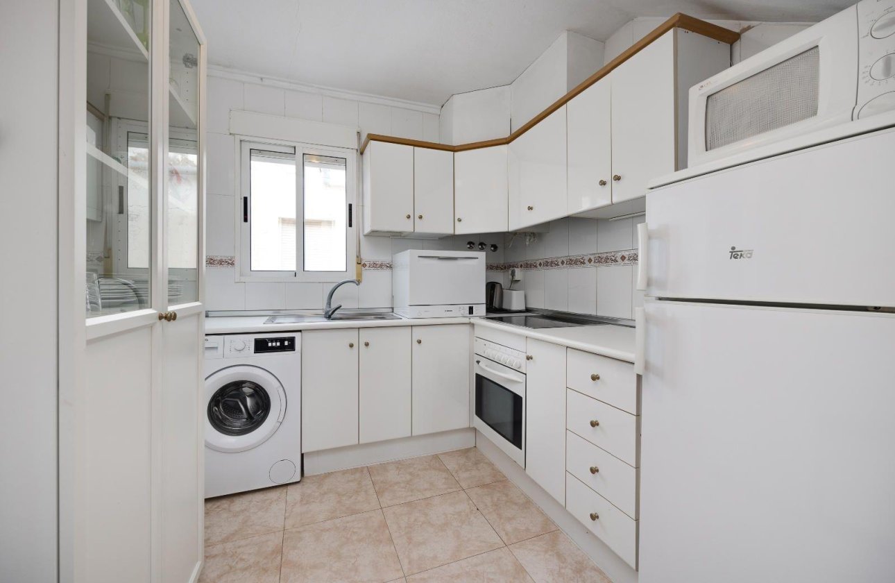 Herverkoop - Bungalow -
Torrevieja - La Siesta - El Salado - Torreta