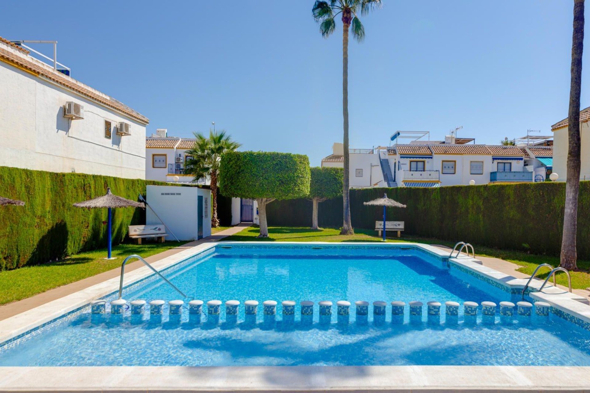 Herverkoop - Bungalow -
Torrevieja - La Siesta - El Salado - Torreta