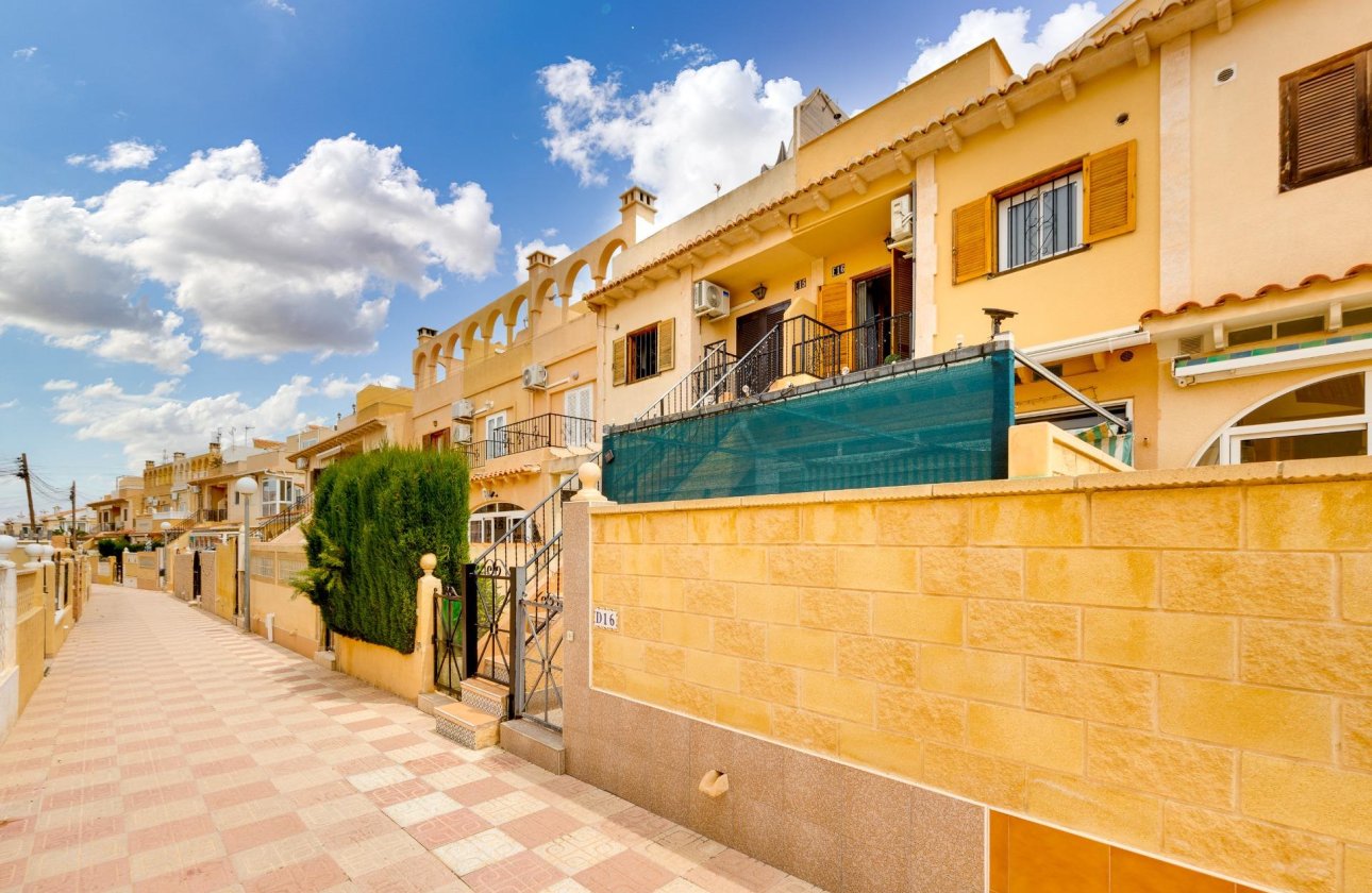 Herverkoop - Bungalow -
Torrevieja - La Siesta - El Salado - Torreta