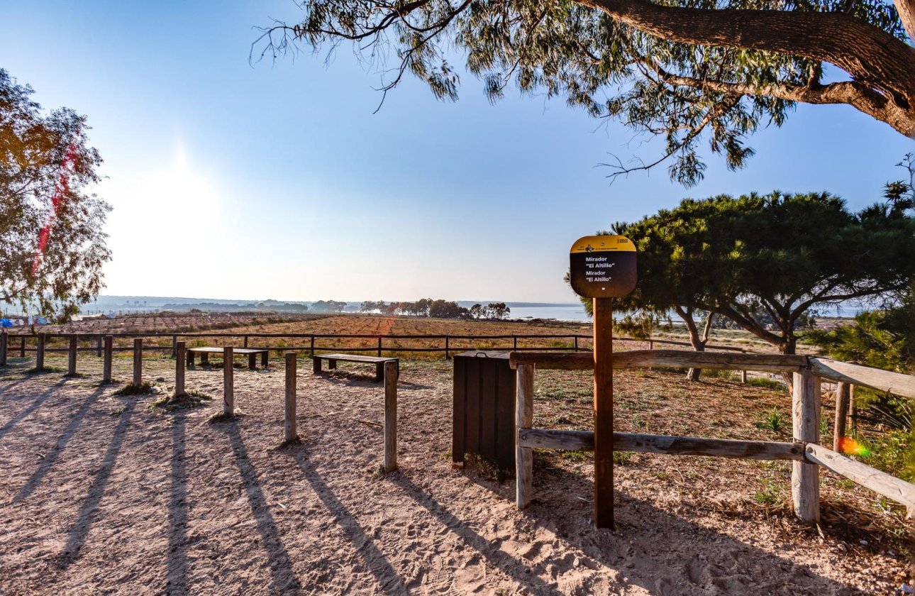 Herverkoop - Bungalow -
Torrevieja - La Siesta - El Salado - Torreta