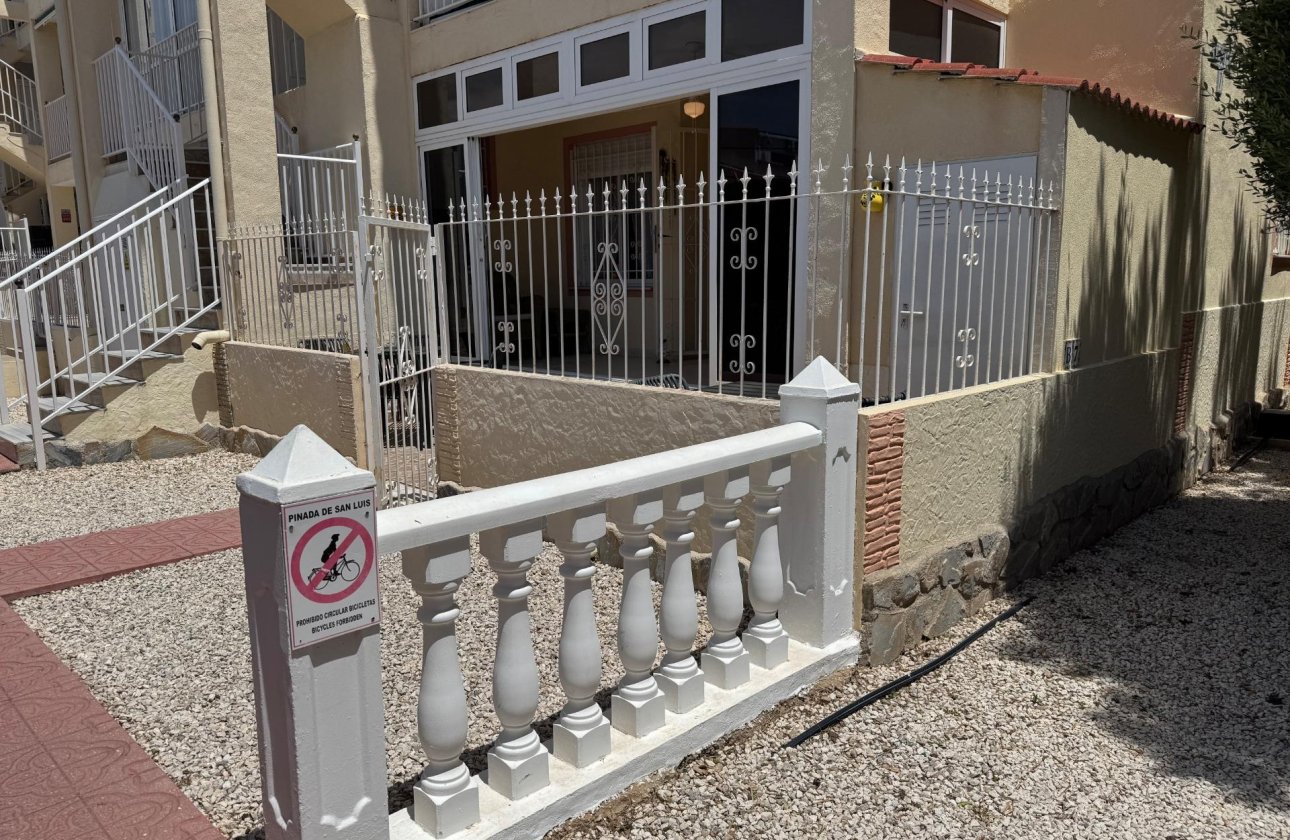 Herverkoop - Bungalow -
Torrevieja - La Siesta - El Salado - Torreta