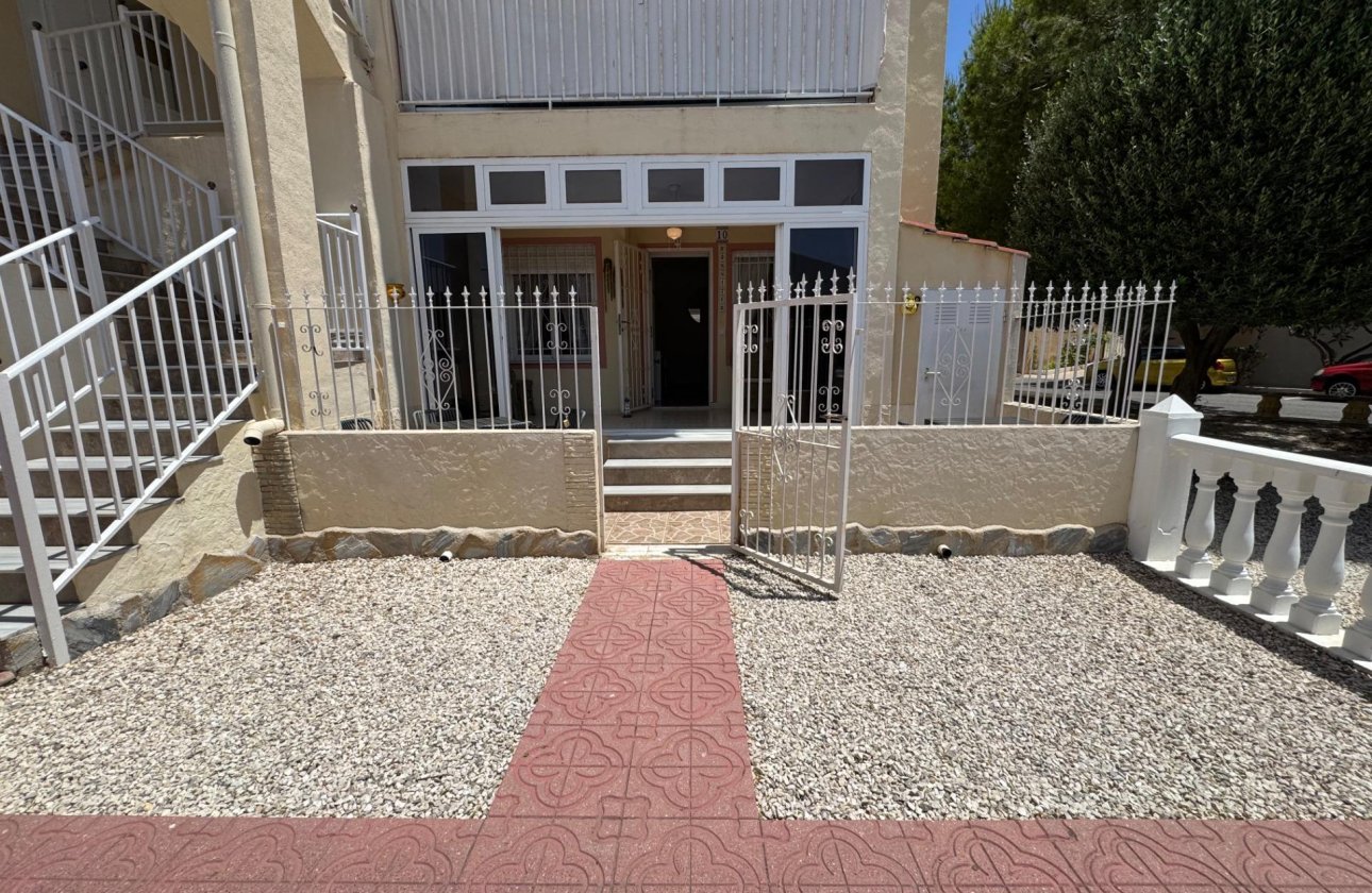 Herverkoop - Bungalow -
Torrevieja - La Siesta - El Salado - Torreta